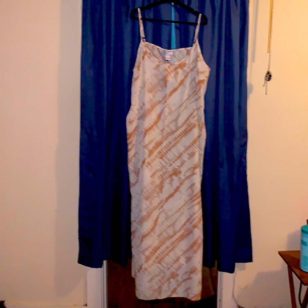 NWT maxi dress with belt